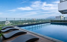 HARRIS Hotel & Conventions Ciumbuleuit - Bandung